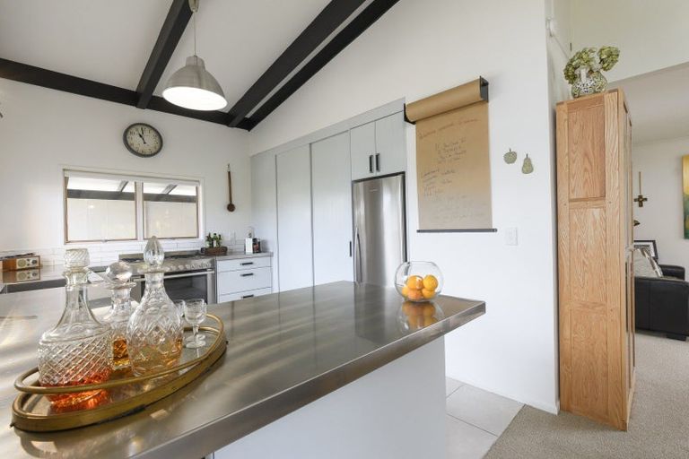 Photo of property in 17 Linklater Avenue, Bellevue, Tauranga, 3110