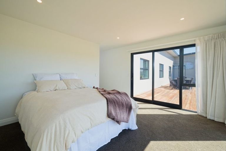 Photo of property in 23 Te Ao Wharepapa Lane, Peketa, 7373