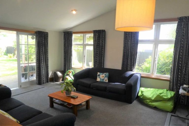 Photo of property in 15 Lindsay Street, St Albans, Christchurch, 8014