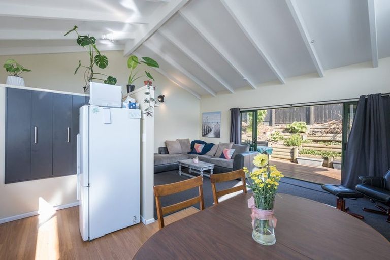 Photo of property in 16 Saint Ann Place, Toi Toi, Nelson, 7010