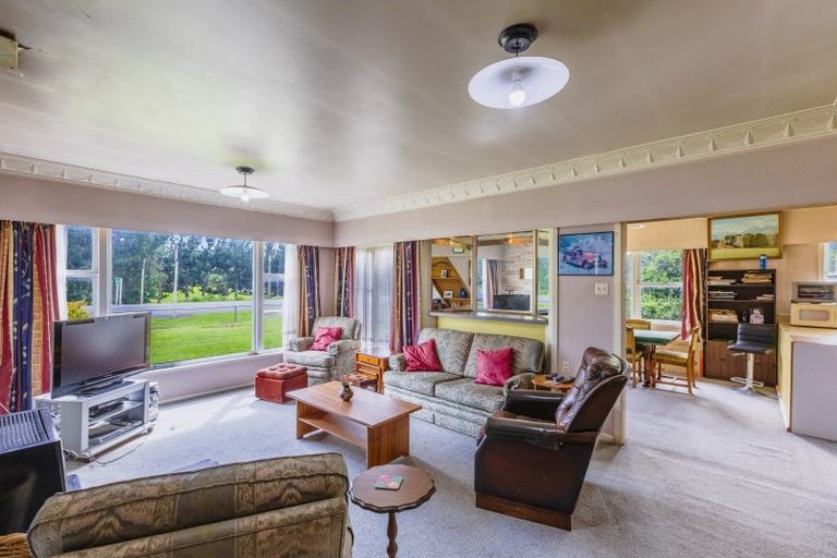 Photo of property in 2415 Takapau Road, Waipukurau, 4200