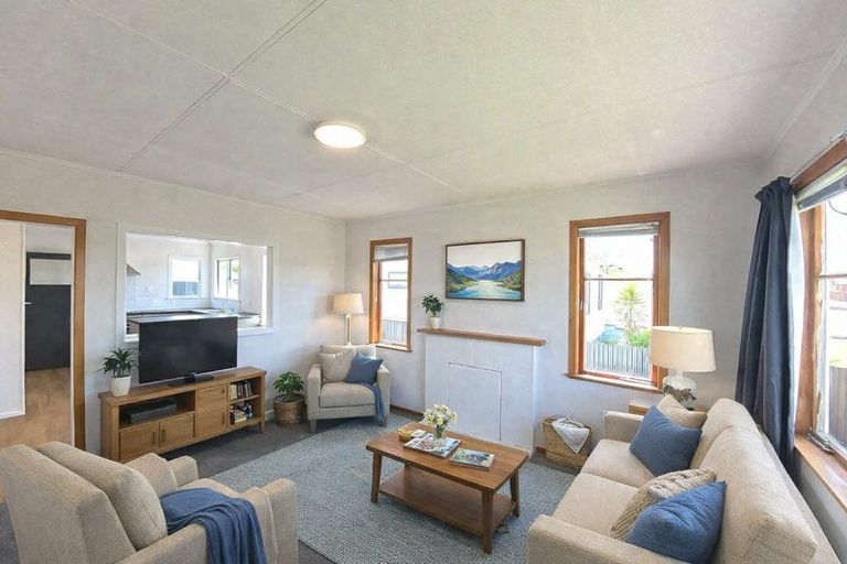 Photo of property in 32 Andrew Street, Feilding, 4702