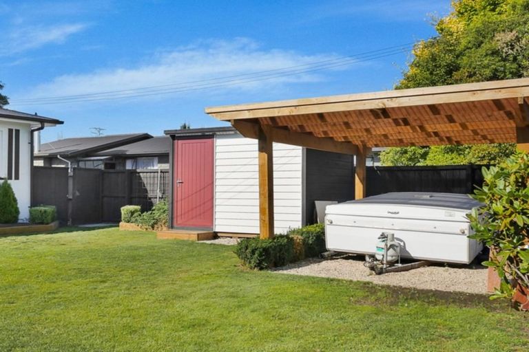 Photo of property in 103 Prestons Road, Redwood, Christchurch, 8051
