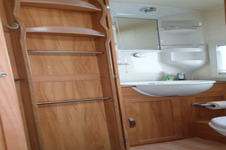 Photo of property in 2/249 One Tree Point Road, One Tree Point, 0118