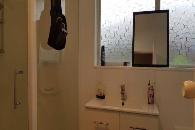 Photo of property in 4 Lydbury Place, Parklands, Christchurch, 8083