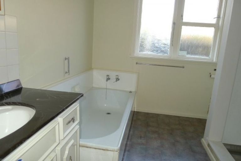 Photo of property in 365 Kapiti Road, Paraparaumu Beach, Paraparaumu, 5032