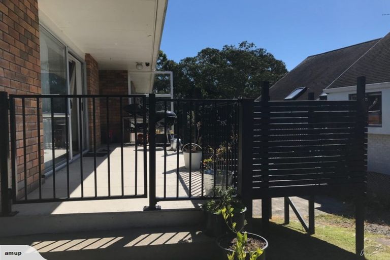 Photo of property in 53 Marellen Drive, Red Beach, 0932