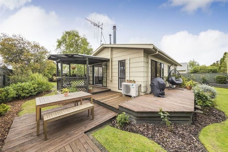 Photo of property in 3a Puriri Terrace, Roslyn, Palmerston North, 4414