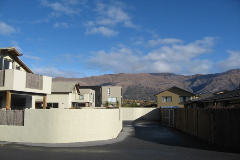 Photo of property in 17b Mataraki Place, Wanaka, 9305