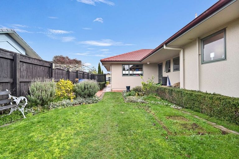 Photo of property in 7 Belgrove Drive, Waipukurau, 4200