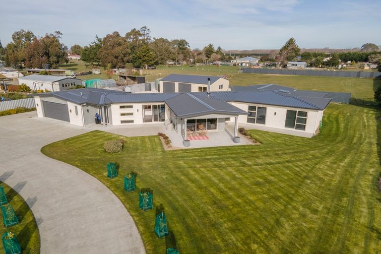 Photo of property in 27 King Street, Pareora, 7912
