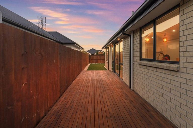 Photo of property in 20 Mckerrow Street, Marshland, Christchurch, 8083