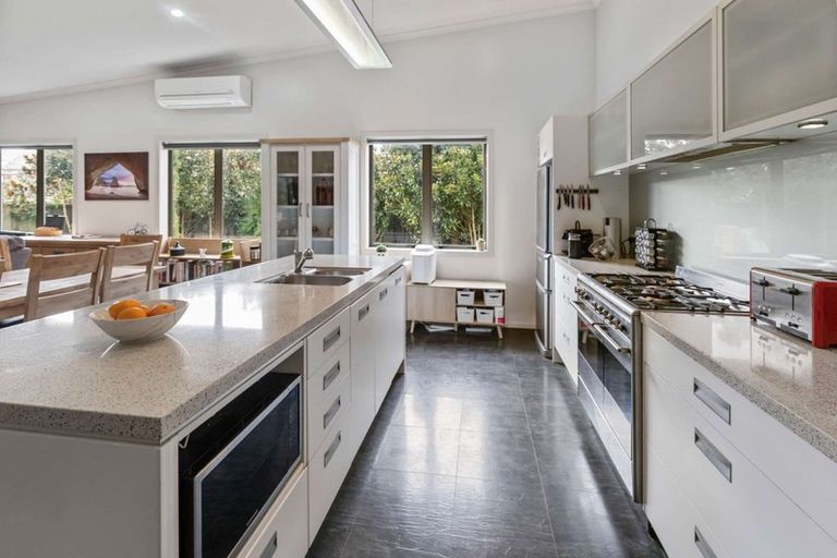 Photo of property in 75 Swayne Road, Cambridge, 3434