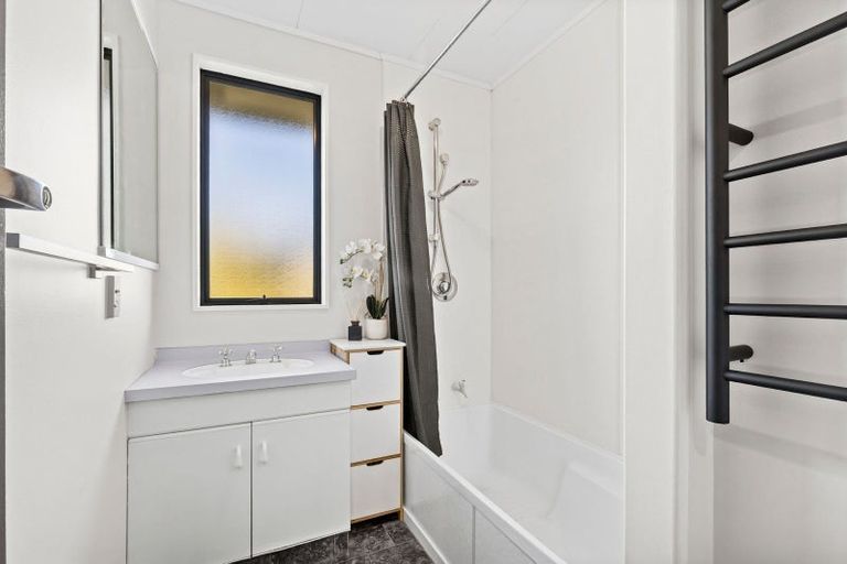Photo of property in 1 Rintoul Place, Brightwater, 7022