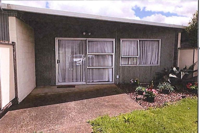 Photo of property in 76 Helvetia Road, Pukekohe, 2120