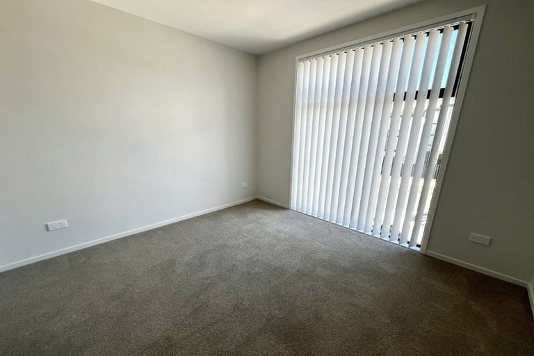 Photo of property in 73 Huri Street, Mangere Bridge, Auckland, 2022