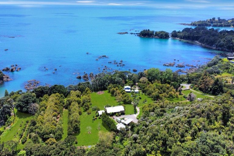 Photo of property in 8328 State Highway 35, Whanarua Bay, Te Kaha, 3199