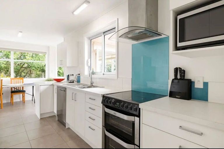 Photo of property in 43 Weld Street, Cambridge, 3434