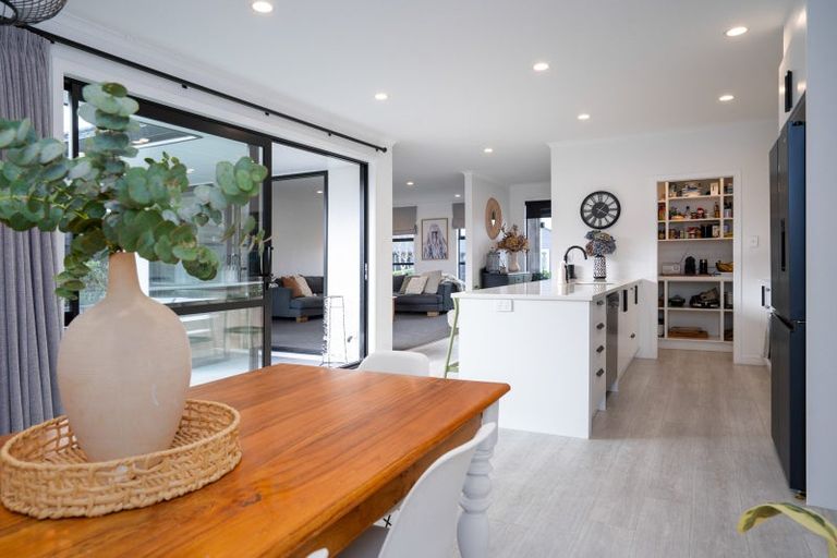 Photo of property in 4 Richards Street, Cambridge, 3434