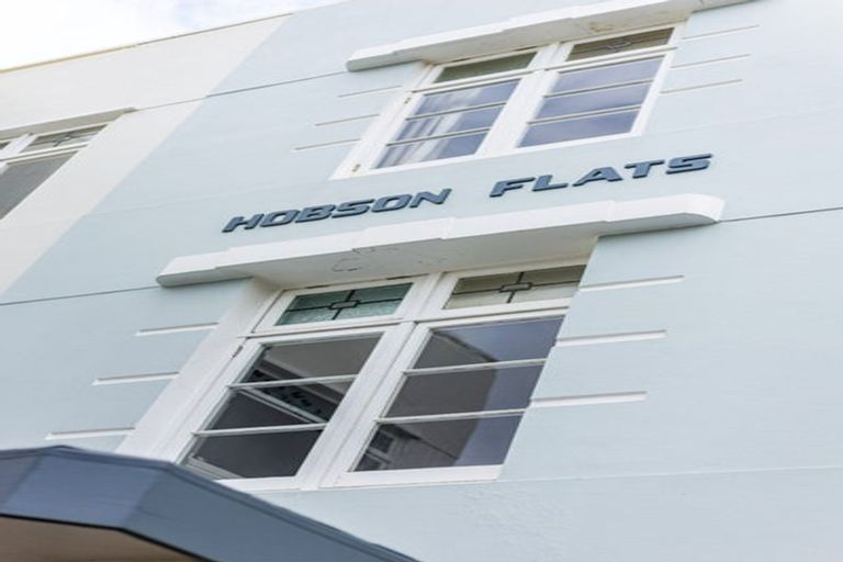Photo of property in Hobson Flats, 4/1 Hobson Street, Pipitea, Wellington, 6011