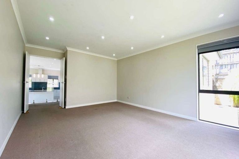Photo of property in 11 Penny Lane, Pukekohe, 2120