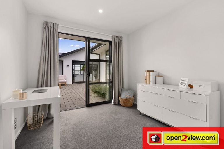 Photo of property in 80 Grayshott Avenue, Casebrook, Christchurch, 8051