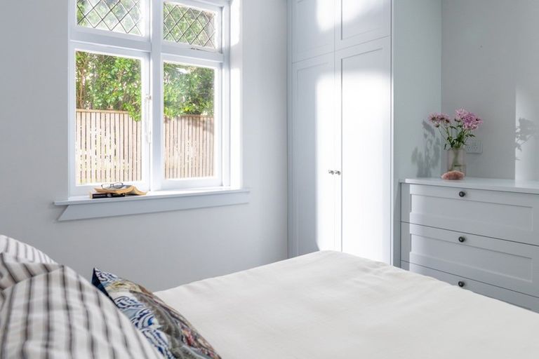 Photo of property in Hamilton Flats, 9u1 Hawker Street, Mount Victoria, Wellington, 6011