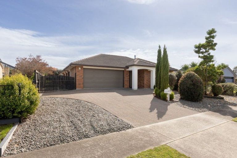 Photo of property in 27 Amery Place, Papamoa Beach, Papamoa, 3118