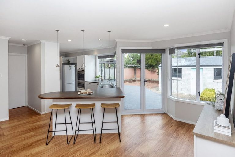 Photo of property in 254 Weston Road, Mairehau, Christchurch, 8052