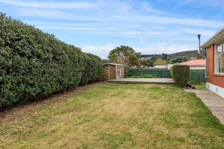 Photo of property in 100 Ashmore Street, Halfway Bush, Dunedin, 9010