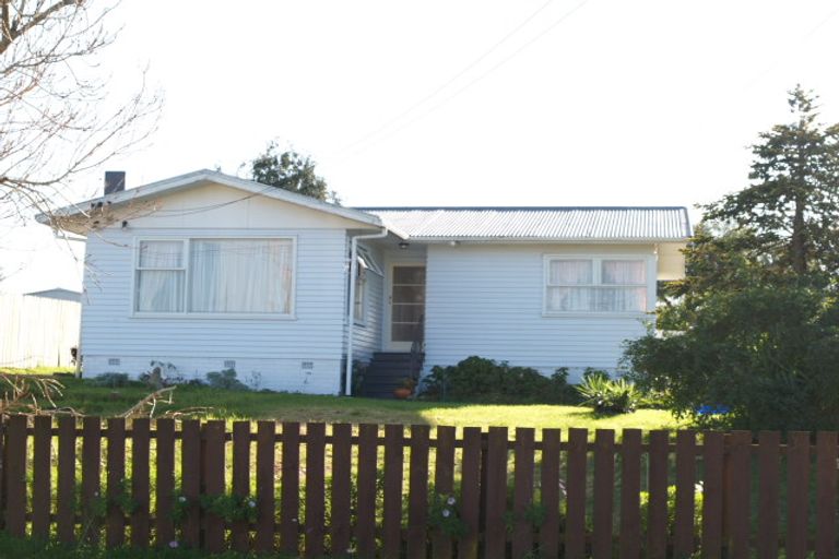 Photo of property in 32 Halswell Street, Mangere East, Auckland, 2024
