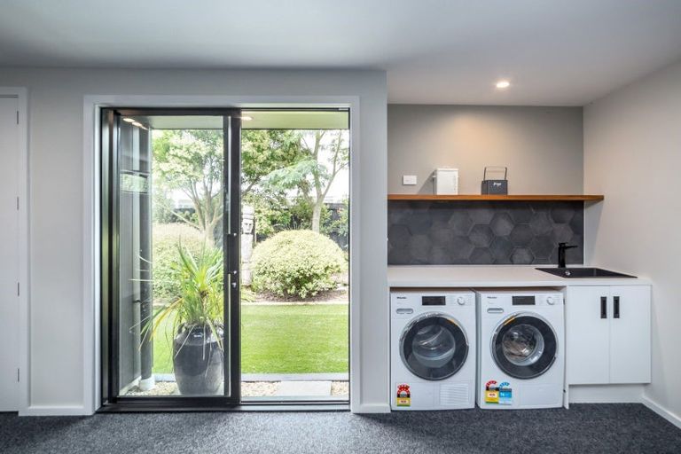 Photo of property in 30 Mcmaster Street, Greytown, 5712