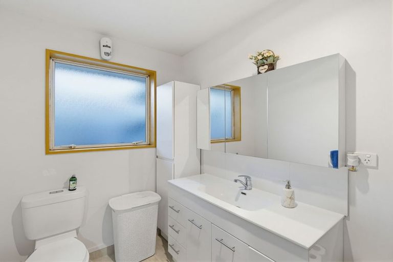 Photo of property in 2/14 Morrison Avenue, Northcote, Christchurch, 8052