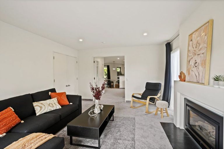 Photo of property in 56 Kapanui Road, Waikanae, 5036