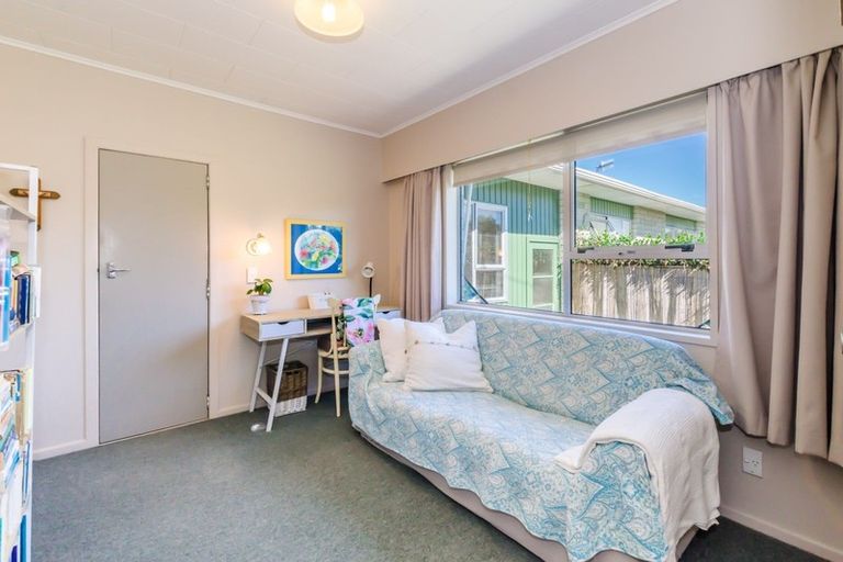 Photo of property in 7 Nimmo Avenue, Waikanae, 5036