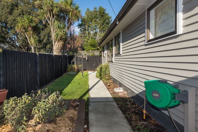Photo of property in 60 Grampian Street, Casebrook, Christchurch, 8051