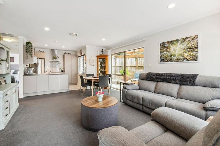 Photo of property in 58 Aspiring Avenue, Flat Bush, Auckland, 2019