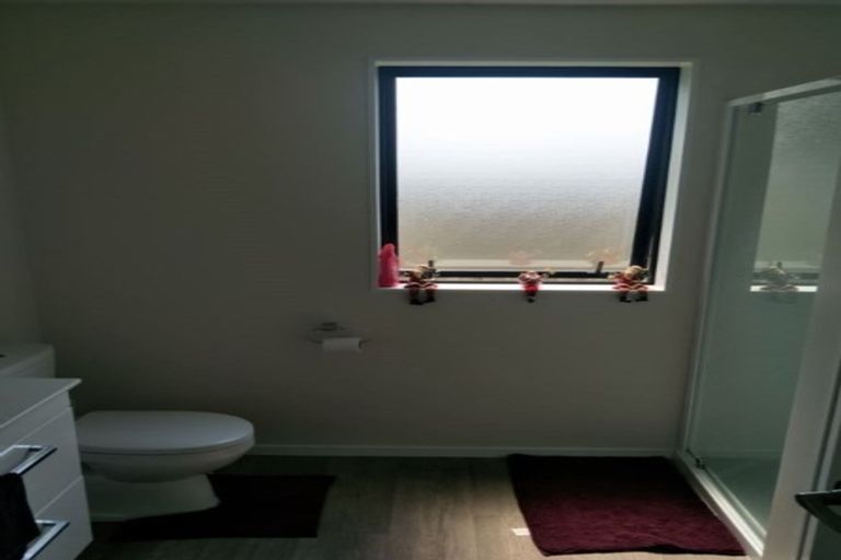 Photo of property in 82 Prado Drive, Pukekohe, 2120