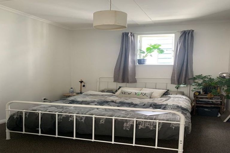 Photo of property in 16 Normanby Street, Newtown, Wellington, 6021
