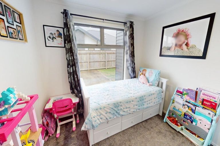 Photo of property in 12 Ivy Lane, Kelvin Grove, Palmerston North, 4414