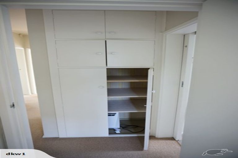 Photo of property in 83 Holly Road, St Albans, Christchurch, 8014