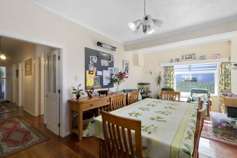 Photo of property in 76 Hautana Street, Woburn, Lower Hutt, 5010