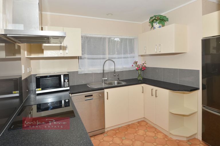 Photo of property in 6 Howards Way, Te Kamo, Whangarei, 0112