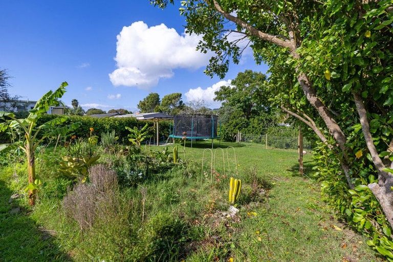 Photo of property in 70 Wainui Road, Raglan, 3225