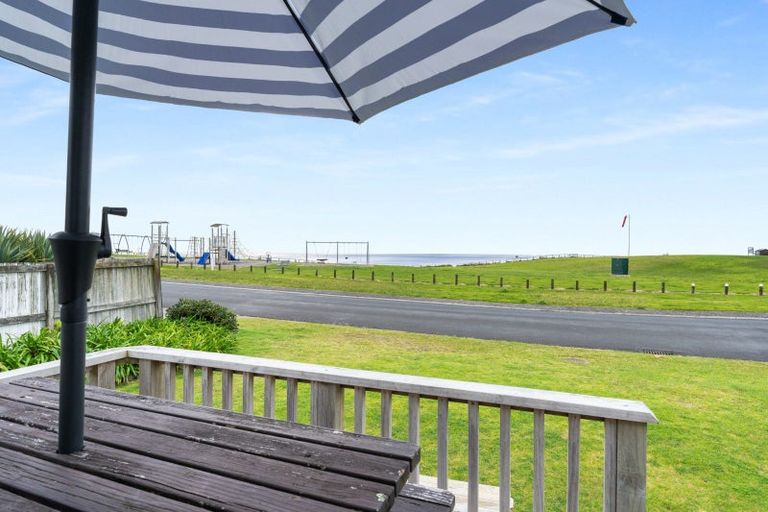 Photo of property in 38 Kon Tiki Road, Whiritoa, Whangamata, 3691