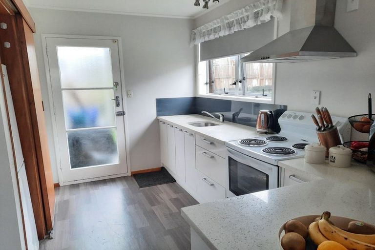 Photo of property in 129 Gardner Avenue, New Lynn, Auckland, 0600