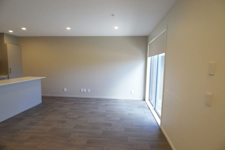 Photo of property in 1/160c Hobsonville Point Road, Hobsonville, Auckland, 0616