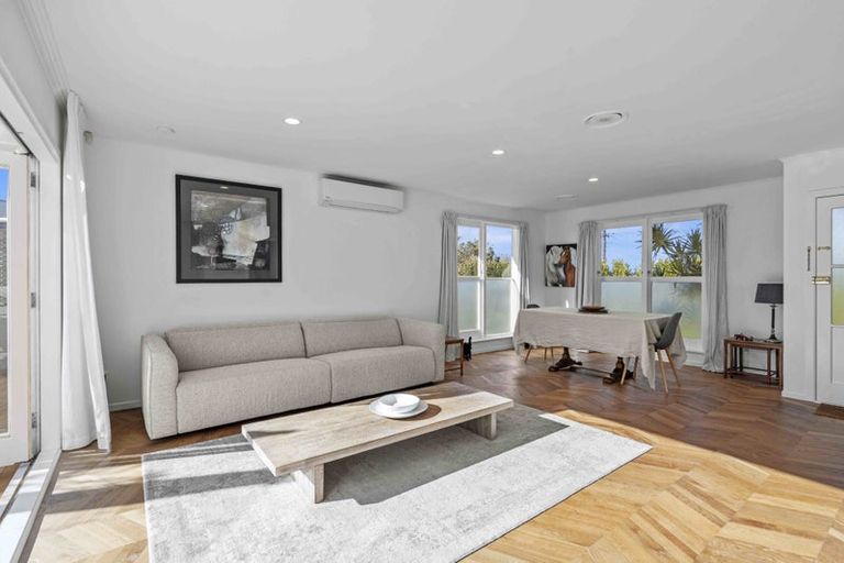 Photo of property in 24 Tramway Road, Beach Haven, Auckland, 0626