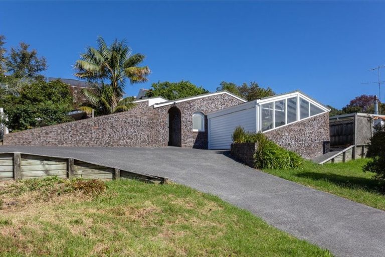 Photo of property in 36 Stapleford Crescent, Browns Bay, Auckland, 0630