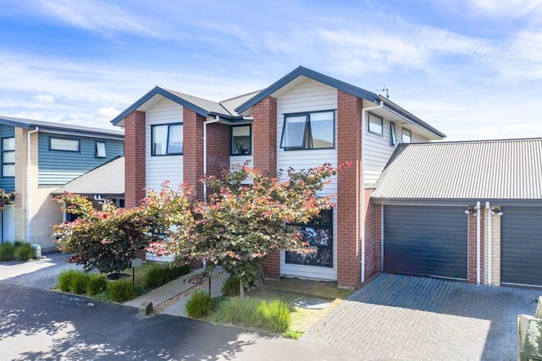 Photo of property in 2/54 Helena Road, Hillcrest, Hamilton, 3216